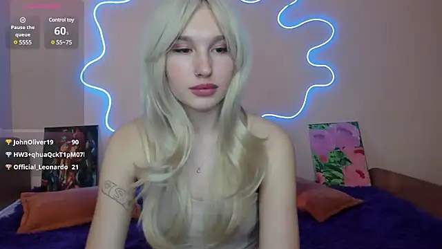 Snapshot of EvelinaLuu chatting on 02-26-25, 05:31 EvelinaLuu online show from 02-26-25, 05:31