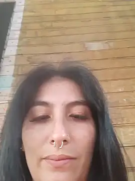 single mother indecent online show from 03-03-25, 12:58