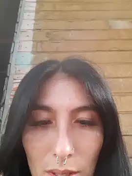 single mother indecent online show from 03-06-25, 12:09