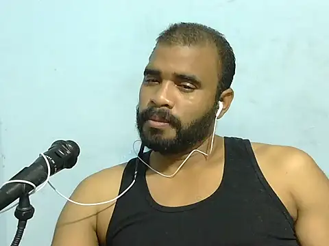 Snapshot of YOX22 chatting on 02-07-26, 05:55 YOX22 online show from 02-07-26, 05:55