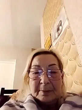 SophiaSky6037 online show from 02-18-25, 12:49