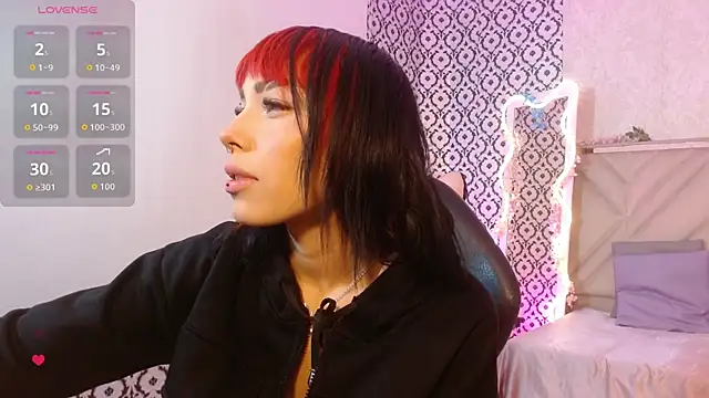 Snapshot of Issa_tay1 chatting on 06-04-26, 03:12 Issa tay1 online show from 06-04-26, 03:12