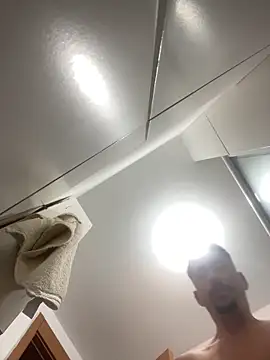 MateusBH123 online show from 04-25-26, 03:09