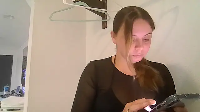 ShysluutGia online show from 06-30-26, 12:22