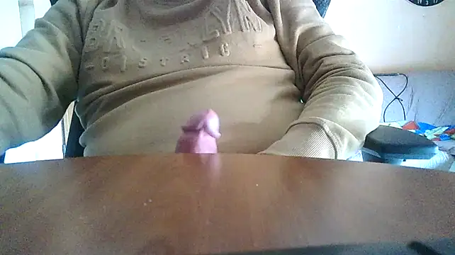 Snapshot of lanata chatting on 03-01-25, 10:34 lanata online show from 03-01-25, 10:34