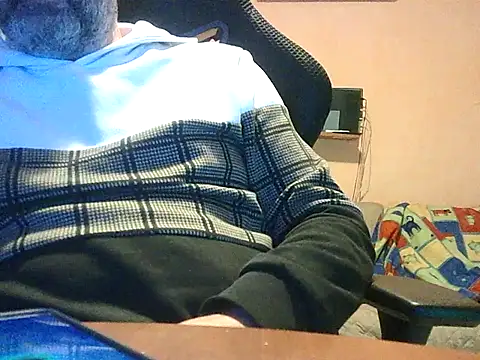 Snapshot of lanata chatting on 03-21-25, 08:08 lanata online show from 03-21-25, 08:08