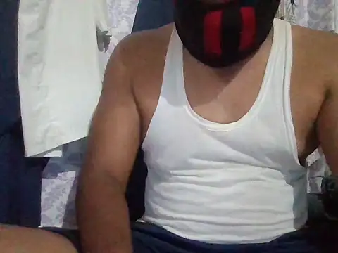 Snapshot of Mohan_Patel_35 chatting on 10-13-25, 05:02 Mohan Patel 35 online show from 10-13-25, 05:02