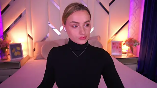 Snapshot of LindsieGreyy chatting on 05-11-26, 06:30 LindsieGreyy online show from 05-11-26, 06:30