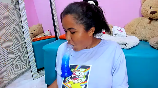 camilagreeco online show from 03-20-25, 10:18