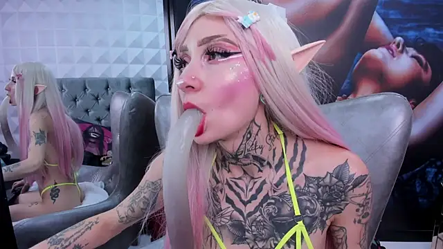 miss   angel online show from 09-19-25, 06:19