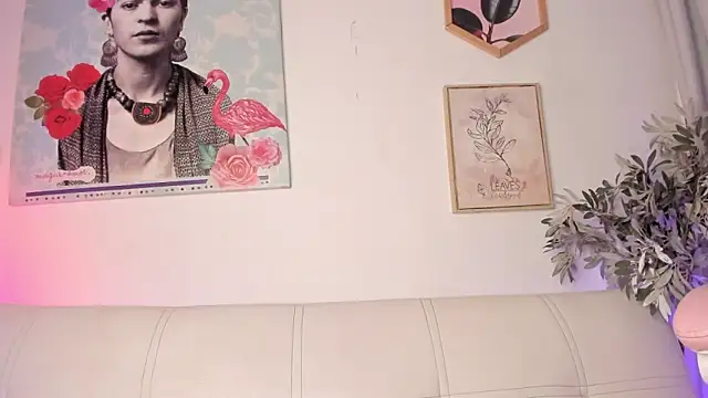 Snapshot of Dhalila_ chatting on 03-15-25, 04:13 Dhalila online show from 03-15-25, 04:13