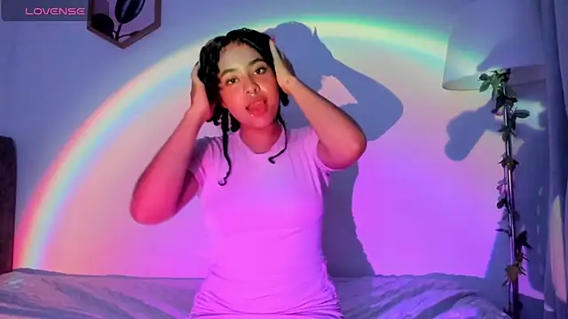 Snapshot of Dhalila_ chatting on 10-10-25, 01:04 Dhalila online show from 10-10-25, 01:04