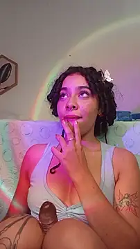 Snapshot of Dhalila_ chatting on 10-16-25, 02:40 Dhalila online show from 10-16-25, 02:40