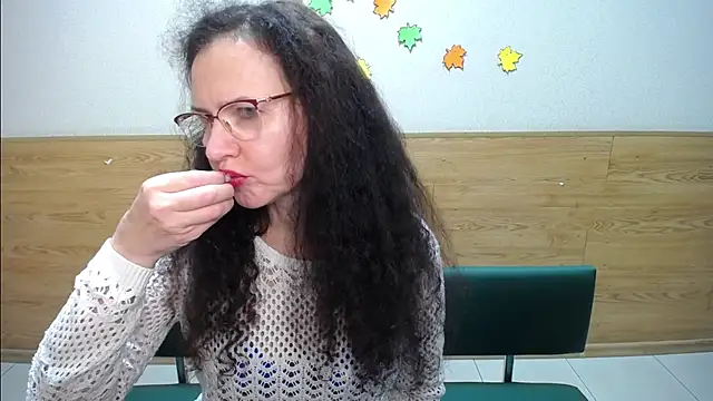 Miroslava Happi online show from 09-29-25, 06:29