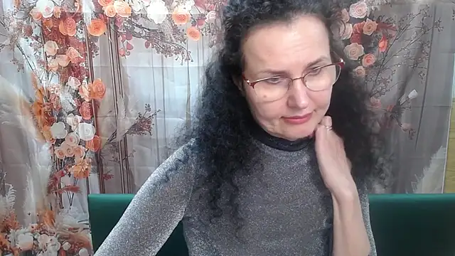 Miroslava Happi online show from 05-15-26, 06:09