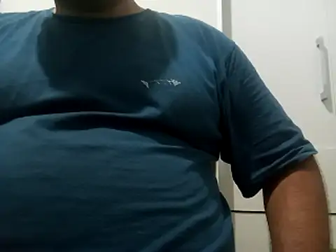 Snapshot of Felipe_OwnZ chatting on 10-28-25, 02:37 Felipe OwnZ online show from 10-28-25, 02:37