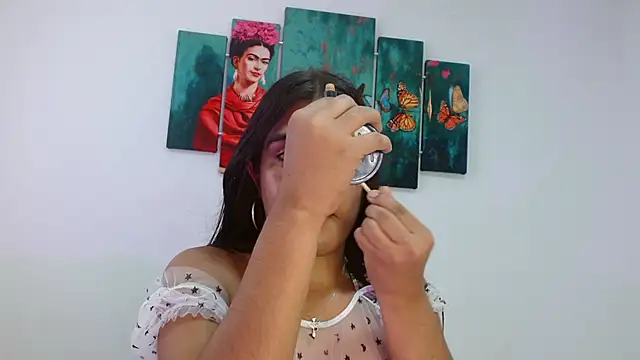 Selena fox7 online show from 02-20-25, 08:03