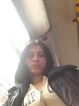 CHLOE ISABELL online show from 02-17-25, 02:37