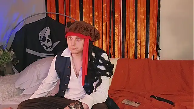 Saint Vicious online show from 10-28-25, 08:11