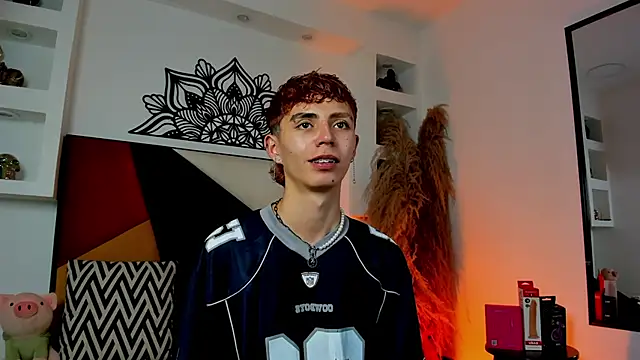 MaikyCooper online show from 11-25-25, 08:53