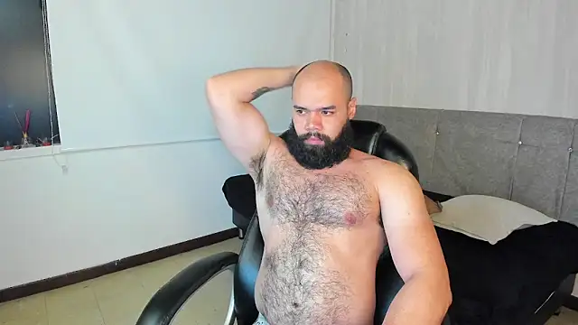 Snapshot of Luke_Diaz7 chatting on 10-13-25, 04:12 Luke Diaz7 online show from 10-13-25, 04:12