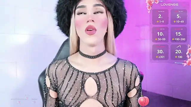 Snapshot of emelly_horny_ chatting on 03-12-25, 05:38 emelly horny online show from 03-12-25, 05:38