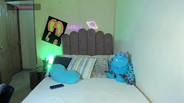 Snapshot of Maryybellax chatting on 03-08-25, 02:01 Maryybellax online show from 03-08-25, 02:01