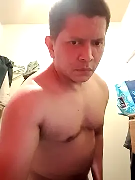 Snapshot of machoactivo1 chatting on 02-18-25, 08:38 machoactivo1 online show from 02-18-25, 08:38