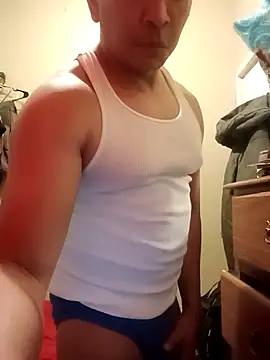 Snapshot of machoactivo1 chatting on 03-18-25, 08:47 machoactivo1 online show from 03-18-25, 08:47