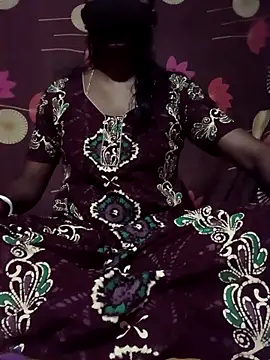 Snapshot of CuteRani001 chatting on 11-04-25, 07:40 CuteRani001 online show from 11-04-25, 07:40