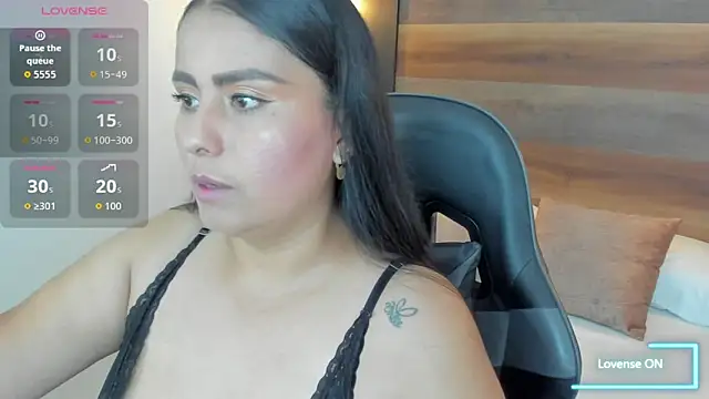 Snapshot of sol_valeria chatting on 09-15-25, 07:03 sol valeria online show from 09-15-25, 07:03