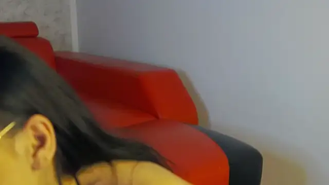 Snapshot of Foxy_Rosee chatting on 11-16-25, 06:24 Foxy Rosee online show from 11-16-25, 06:24