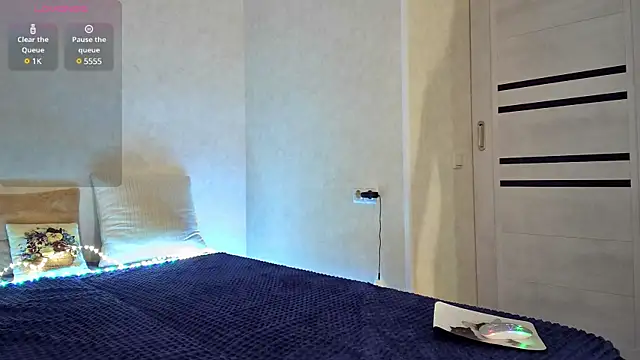 Roseaa online show from 03-06-25, 07:54