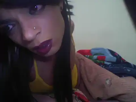 Snapshot of YourCDBitch chatting on 03-01-25, 10:42 YourCDBitch online show from 03-01-25, 10:42