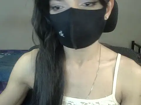 Snapshot of YourCDBitch chatting on 10-12-25, 08:19 YourCDBitch online show from 10-12-25, 08:19