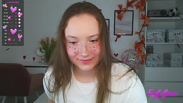 Snapshot of EmilyxxGraces chatting on 03-08-25, 03:06 EmilyxxGraces online show from 03-08-25, 03:06