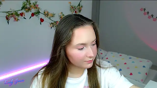 Snapshot of EmilyxxGraces chatting on 04-29-26, 06:14 EmilyxxGraces online show from 04-29-26, 06:14