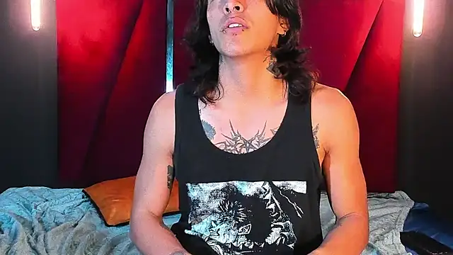 ParanoidTemptaion  online show from 02-25-25, 03:49