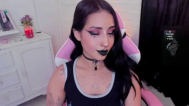 Nyx Blackmoon online show from 09-28-25, 04:12