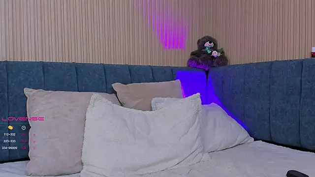 elizabeth 20 online show from 03-19-25, 10:20