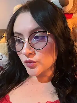 ValentinaOrtiz3 online show from 12-22-25, 11:24