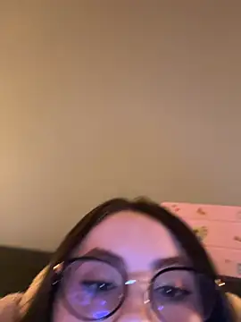 ValentinaOrtiz3 online show from 03-26-26, 10:48