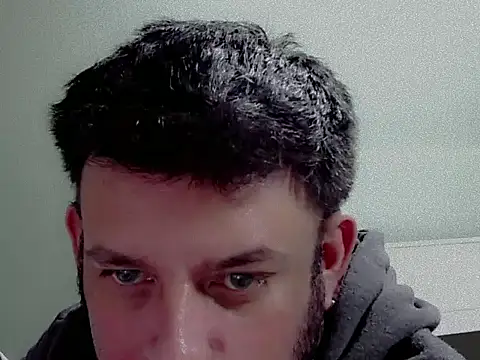 Snapshot of tonyglams chatting on 09-28-25, 12:16 tonyglams online show from 09-28-25, 12:16