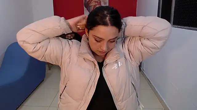 sweet ahinara online show from 10-20-25, 07:14