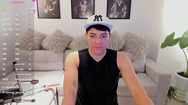  JacobMiller   online show from 02-10-25, 11:45