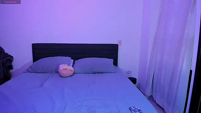 Snapshot of _JacobMiller__ chatting on 12-05-25, 09:00 JacobMiller online show from 12-05-25, 09:00