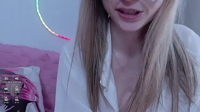 Snapshot of b4by_Emilia chatting on 05-03-26, 11:05 b4by Emilia online show from 05-03-26, 11:05