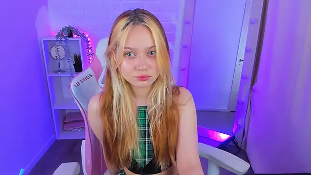 SweetieAngela online show from 09-09-25, 12:59