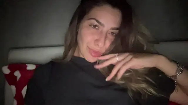 sarrah rossy online show from 10-31-25, 09:27