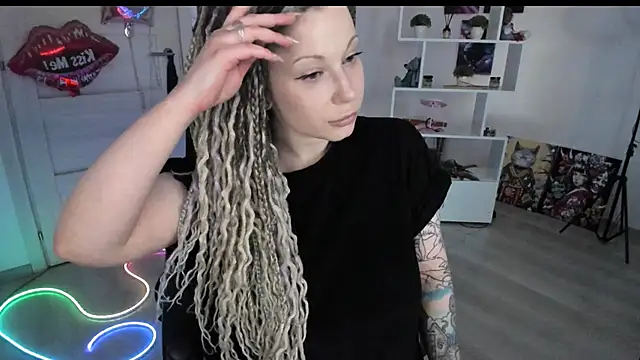 HoneySallyMoore online show from 03-22-26, 03:04